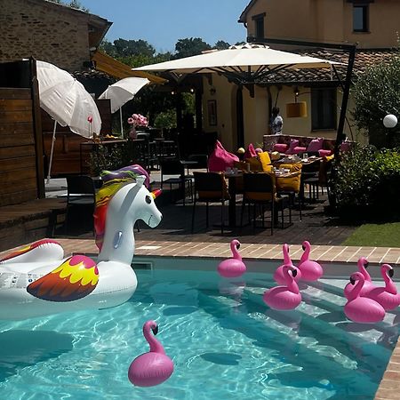 בית הארחה אורבינו 	Country House Ca' Vernaccia מראה חיצוני תמונה