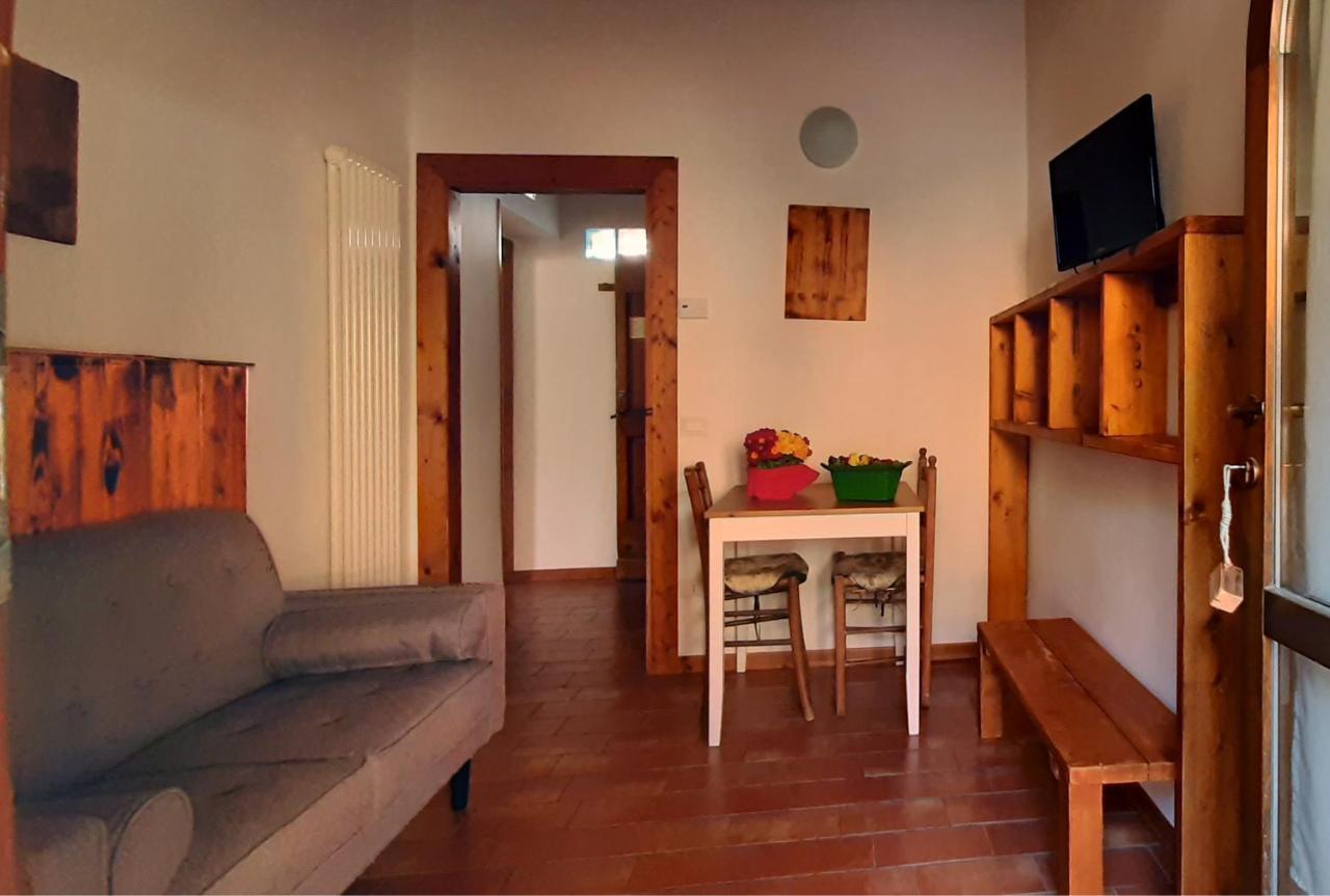 בית הארחה אורבינו 	Country House Ca' Vernaccia מראה חיצוני תמונה