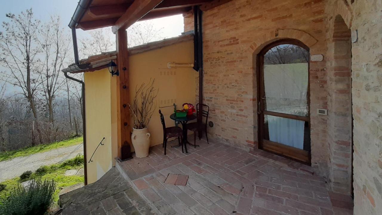 בית הארחה אורבינו 	Country House Ca' Vernaccia מראה חיצוני תמונה